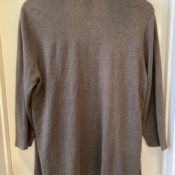 Chic Chicos 3/4 sleeve brown sweater w/fur trim and rhinestone - Picture 5 of 7